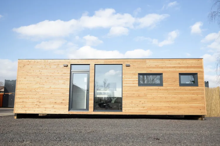 Modular buildings