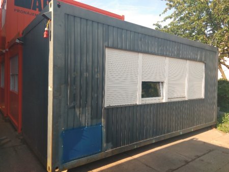 Living container AB6 used Living container AB6 used