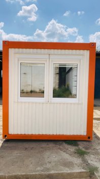 Used container no. 387 Used container no. 387