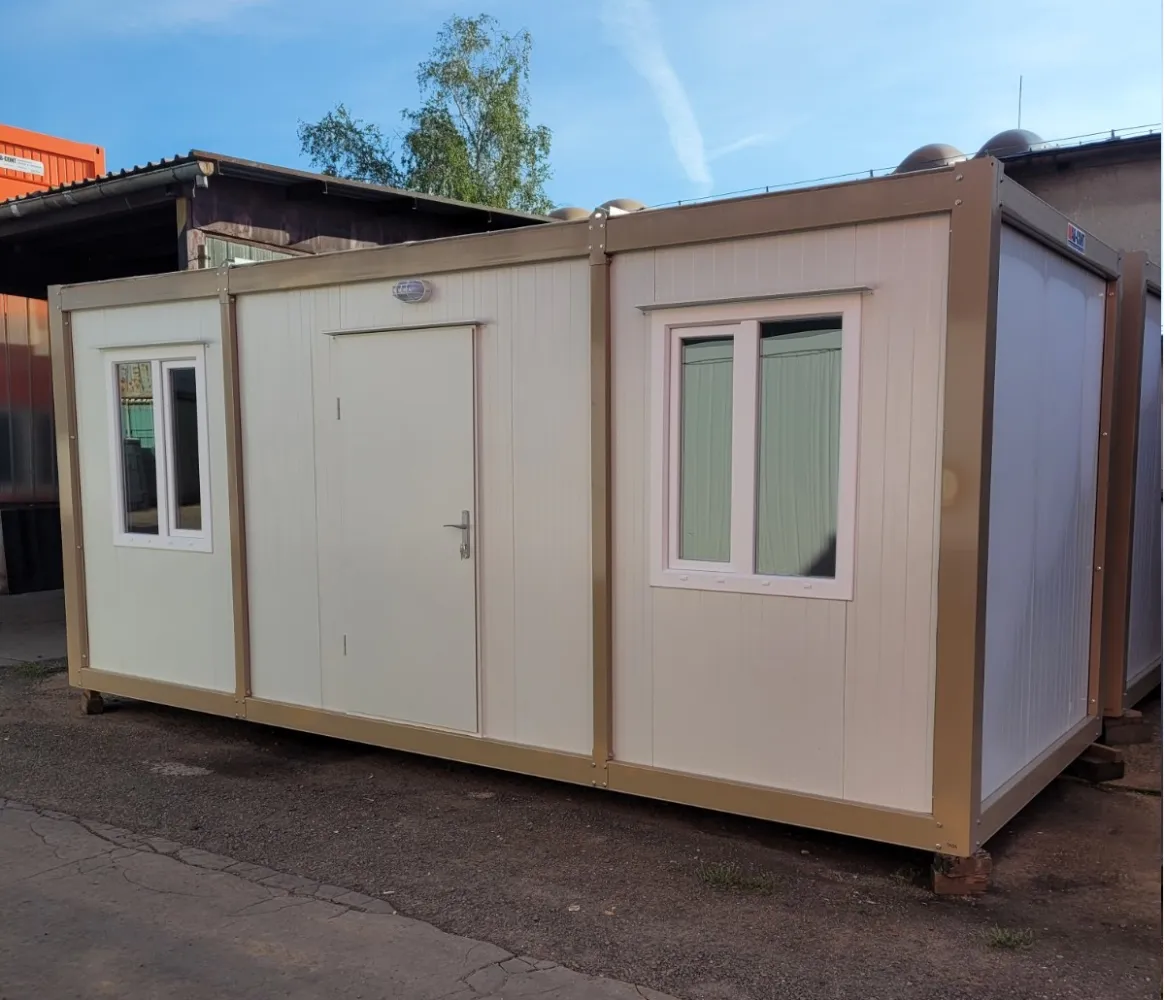 Folding and lightweight building cell 6m