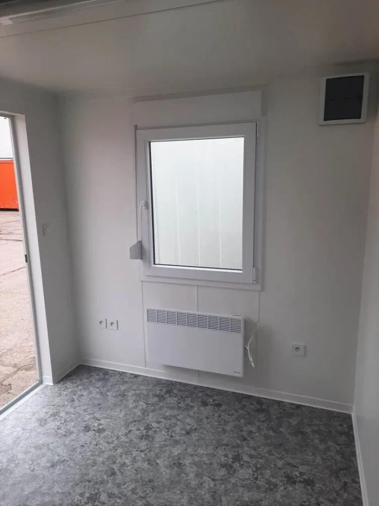 Shipping container 20 one way No. 1231