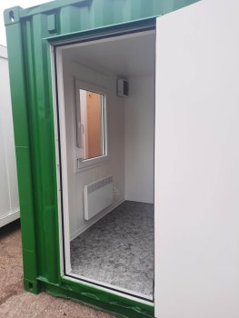 Shipping container 20 one way No. 1231 Shipping container 20 one way No. 1231
